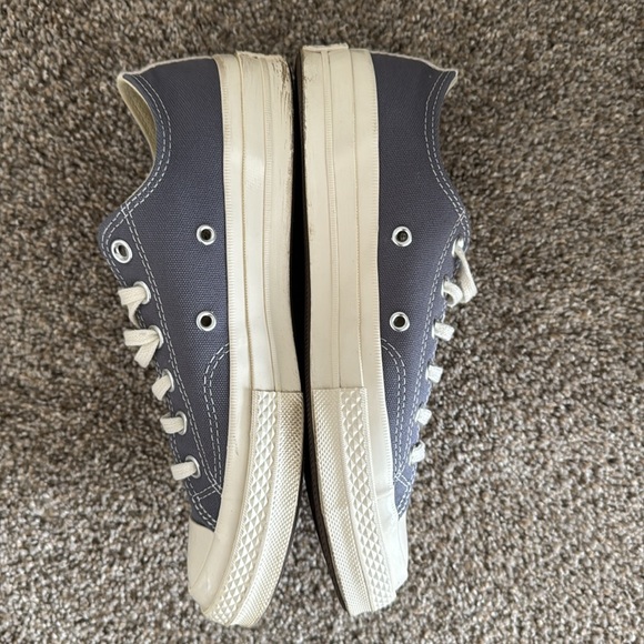 Comme des Garçons Play X Converse Chuck Taylor Lace-Up Sneakers grey size 8 - Picture 4 of 7